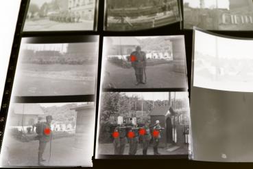 Preview: 17 alte Negativbilder - Reichsarbeitsdienst Bayern ?? Edelweiss an der Mütze